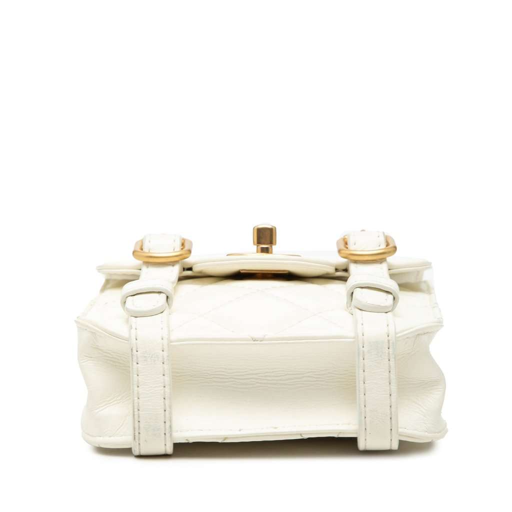 Chanel Mini Aged Calfskin City School Flap White Leather Very good condition - Inside View
