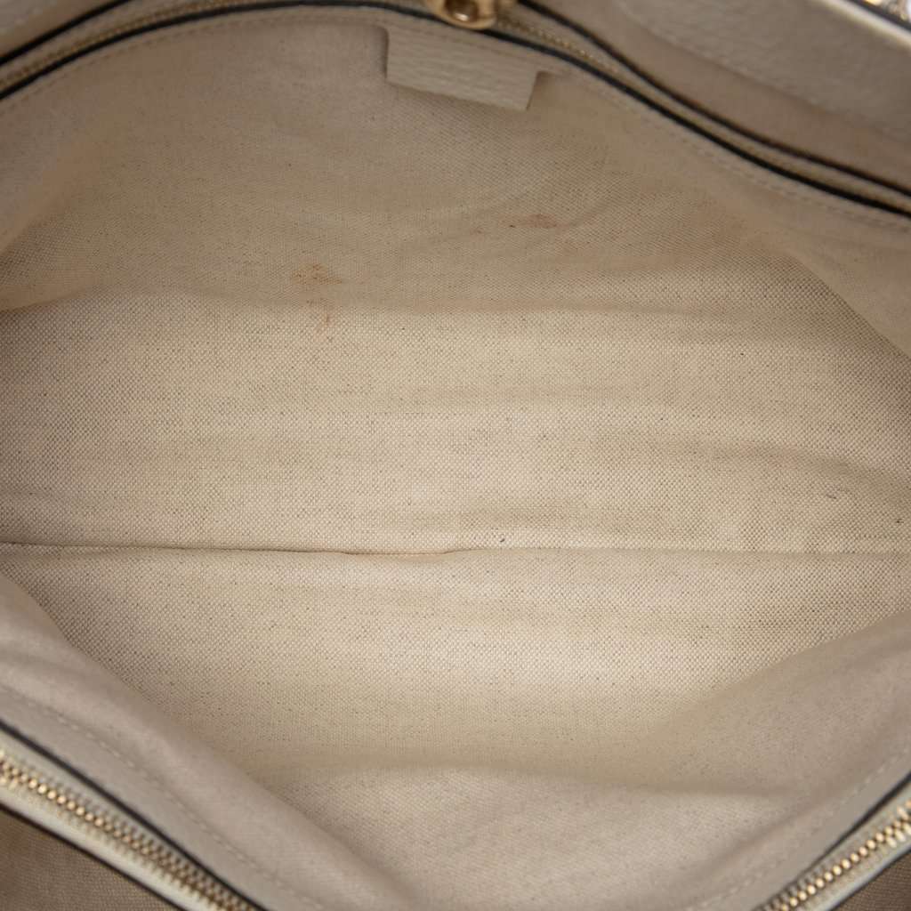 Gucci Calfskin Bella Tote White Leather Very good - Model View