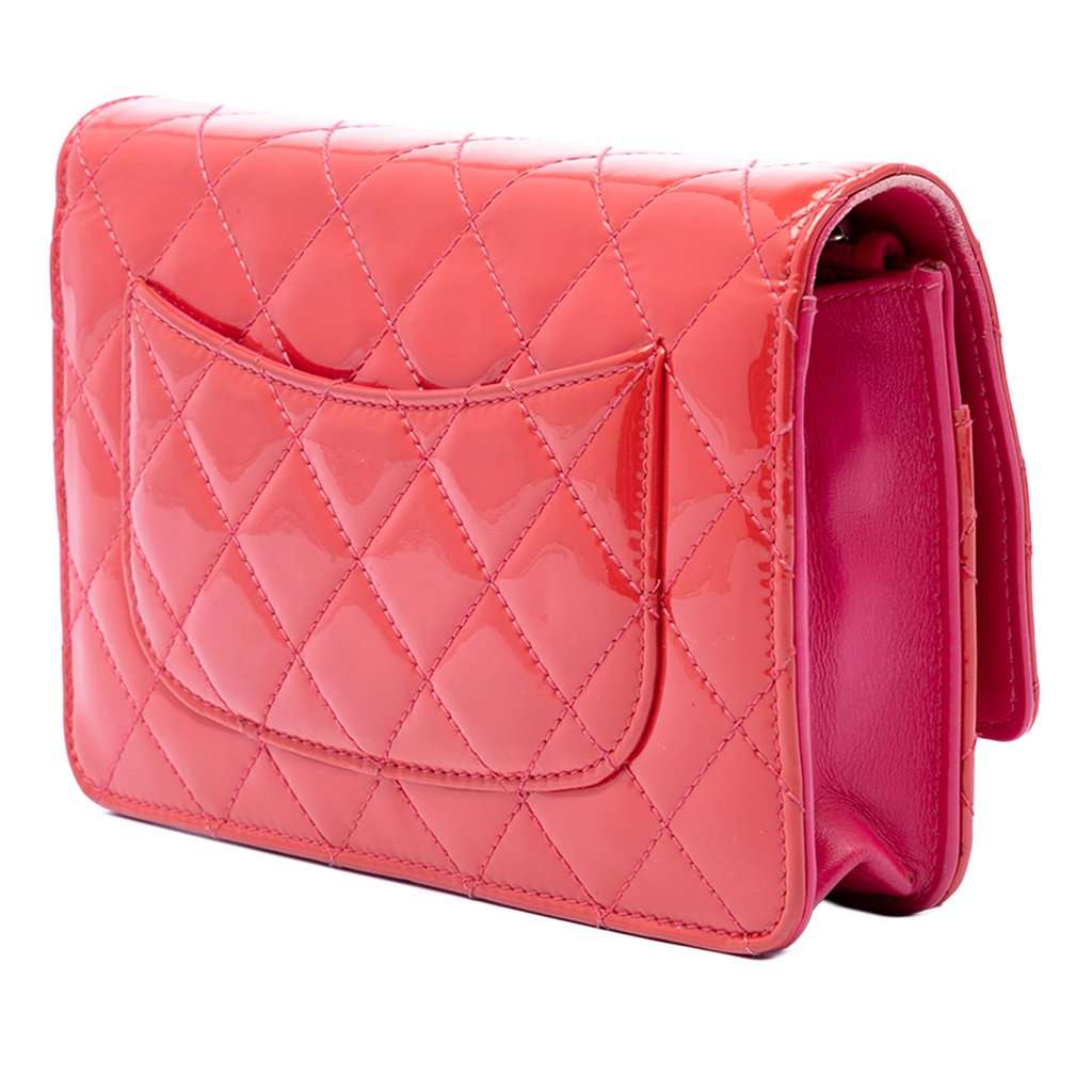 Chanel Bicolor Classic Patent Wallet On Chain Red Leather Very good condition - Back View