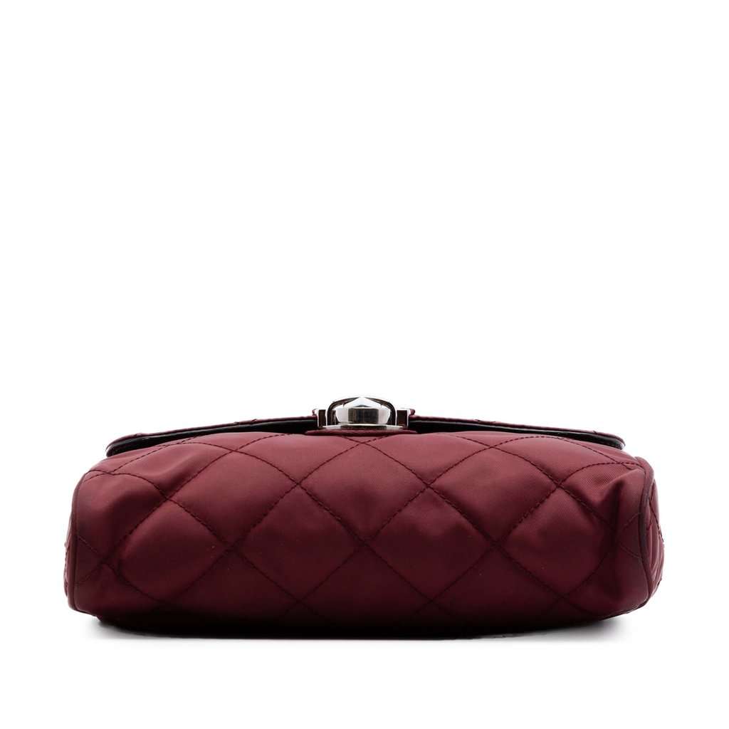 Prada Impuntu Tessuto Chain Crossbody Red Very good condition - Inside View