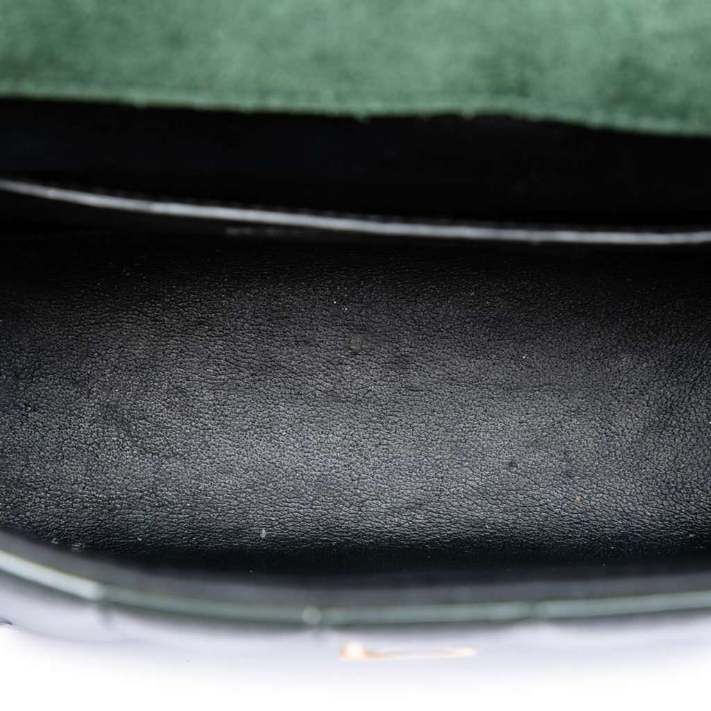 Saint Laurent Small Patent Monogram Vicky Chain Bag Green Leather Very good condition - Model View