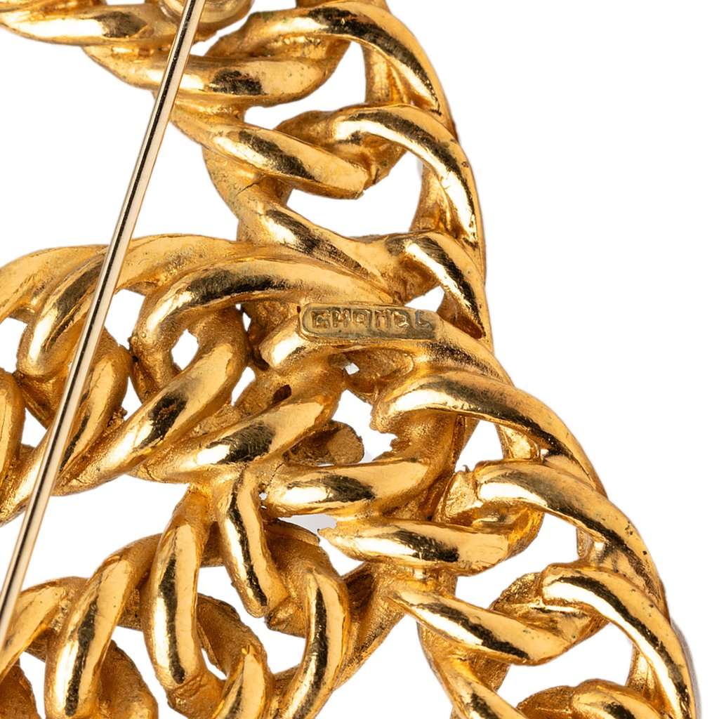 Chanel CC Gold Plated Chain Pin Brooch Gold Metal Very good - Model View