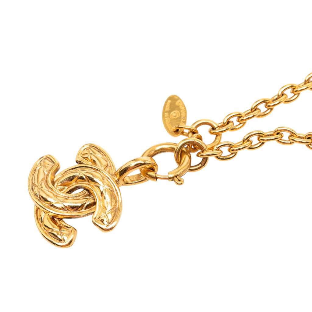 Chanel Gold Plated CC Quilted Pendant Necklace Gold Metal Very good - Model View