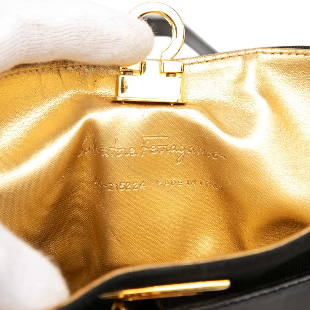 Salvatore Ferragamo Vinyl Gancini Bucket Bag White Plastic Very good condition - Box View