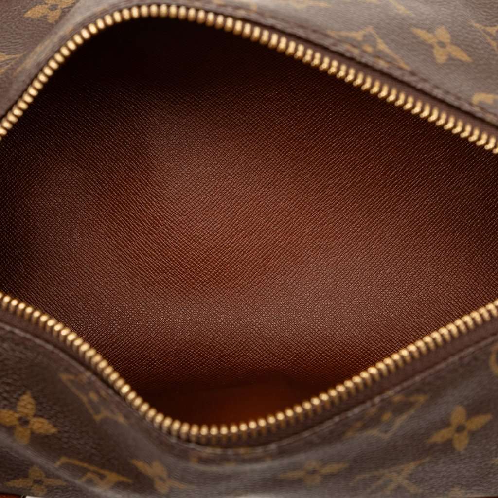 Louis Vuitton Monogram Papillon 26 Brown Very good condition - Model View
