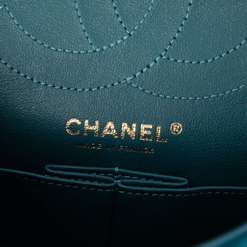 Chanel Chevron Velvet Reissue 2.55 Double Flap 225 Blue Very good condition - Box View