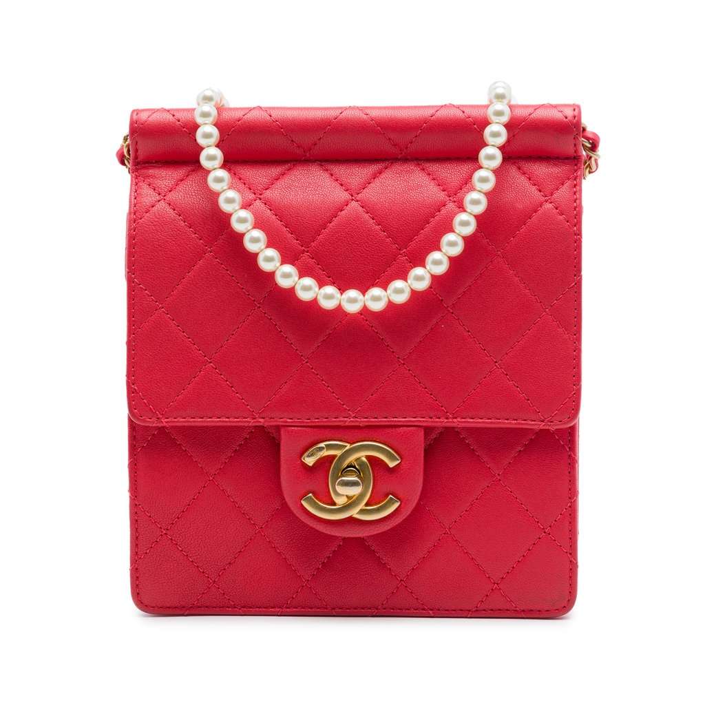 Chanel Small Quilted Lambskin Chic Pearls Flap Red Leather Very good condition - Front View