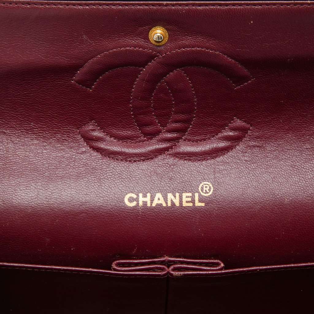 Chanel Medium Classic Lambskin Double Flap Black Leather Very good condition - Box View