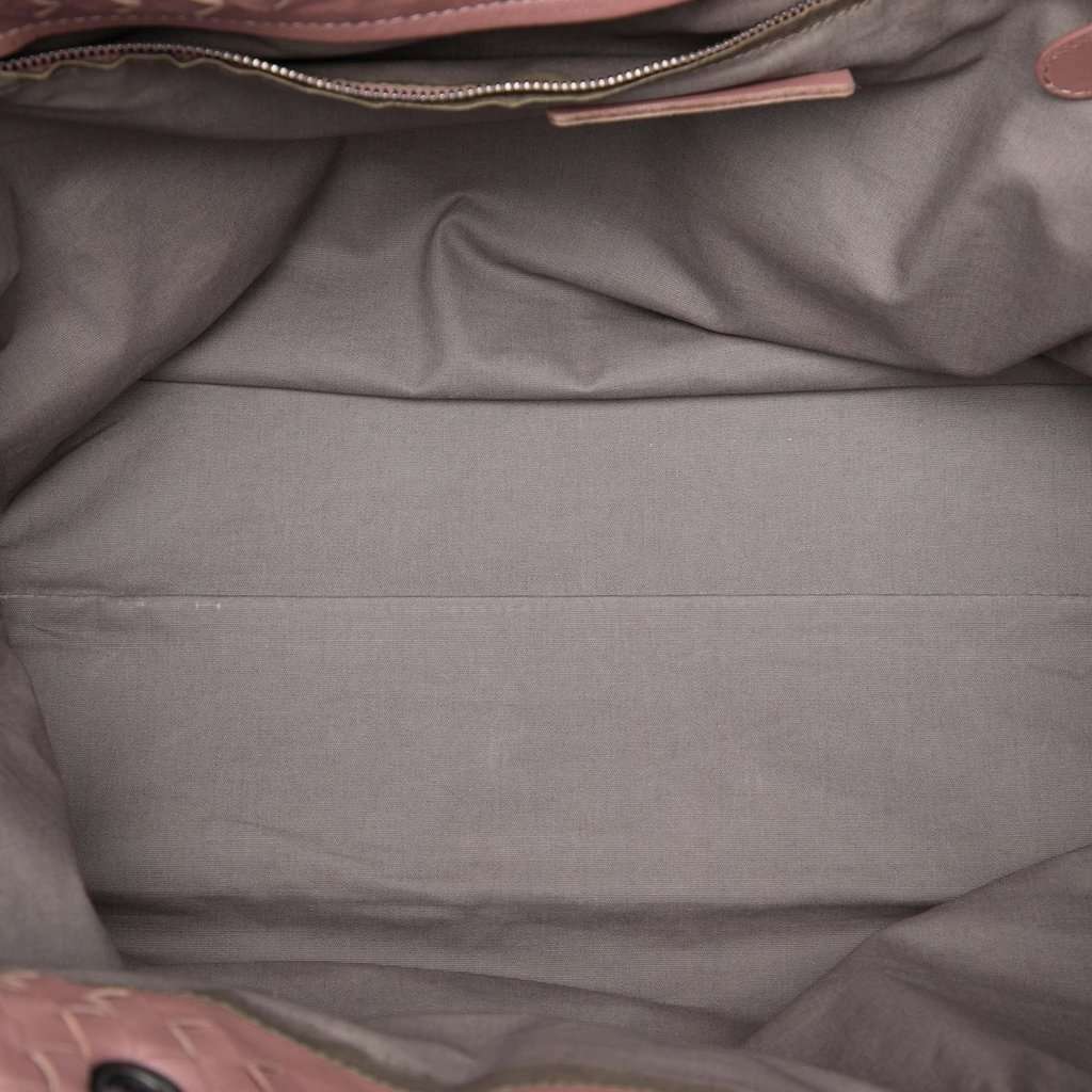 Bottega Veneta Medium Nappa Intrecciato Capri Tote Pink Leather Very good - Model View