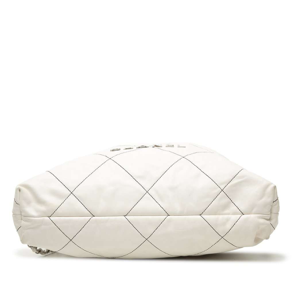 Chanel Large Quilted Shiny Calfskin 22 Backpack White Leather Very good condition - Inside View