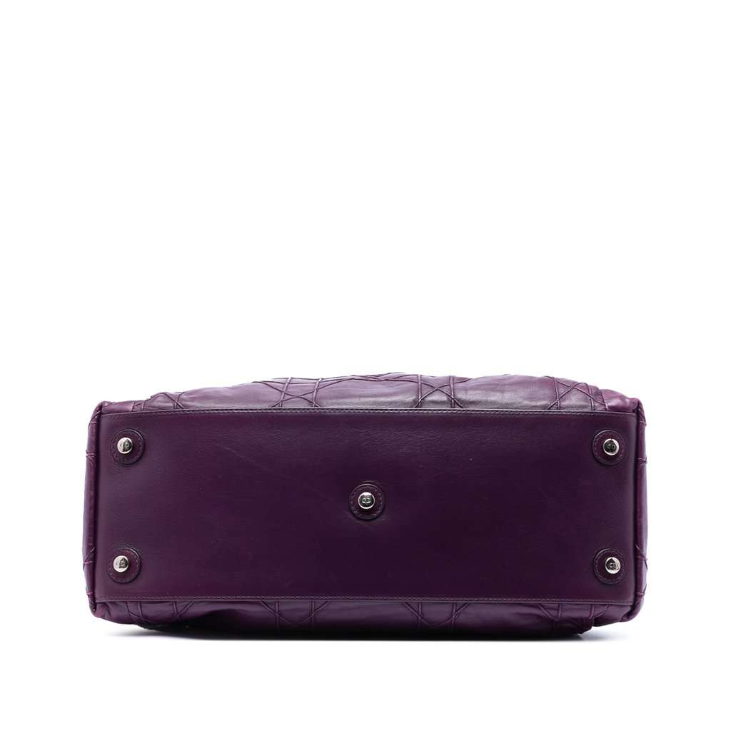 Dior Leather Cannage Le Trente Tote Purple Leather Very good condition - Inside View