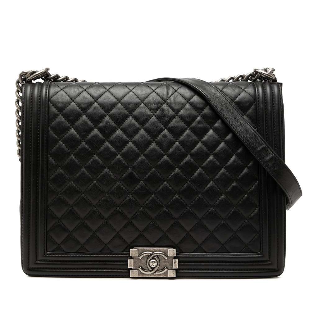 Chanel Large Quilted Lambskin Boy Flap Black Leather Very good - Front View