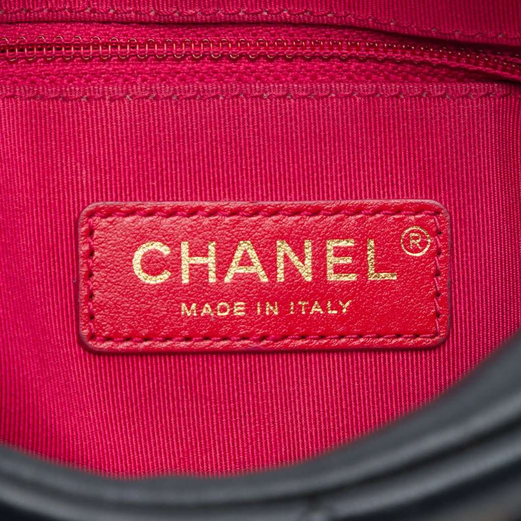 Chanel Quilted Calfskin Logo Enchained Camera Bag Black Leather Very good condition - Box View