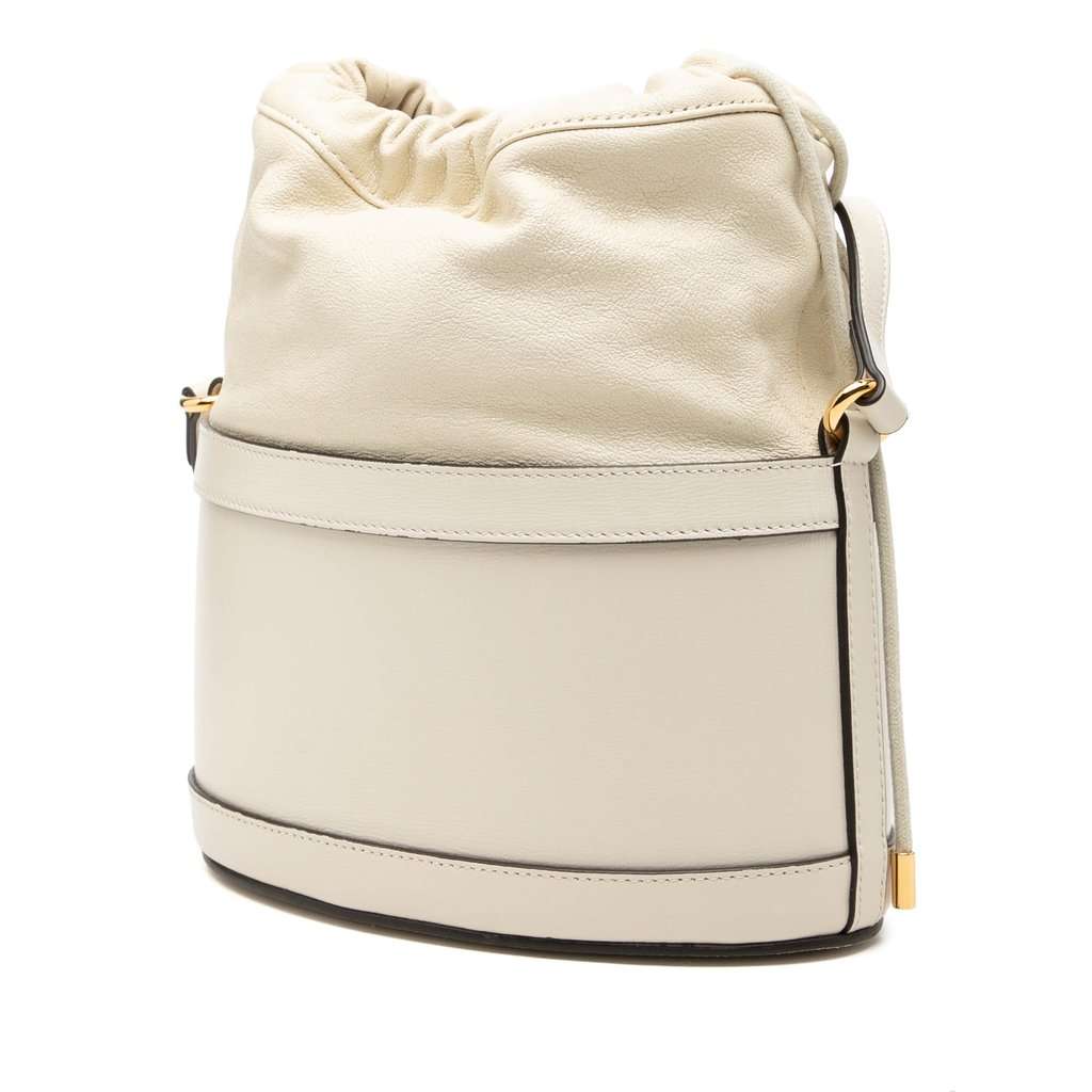 Gucci Calfskin Horsebit 1955 Bucket Bag White Leather Very good condition - Back View