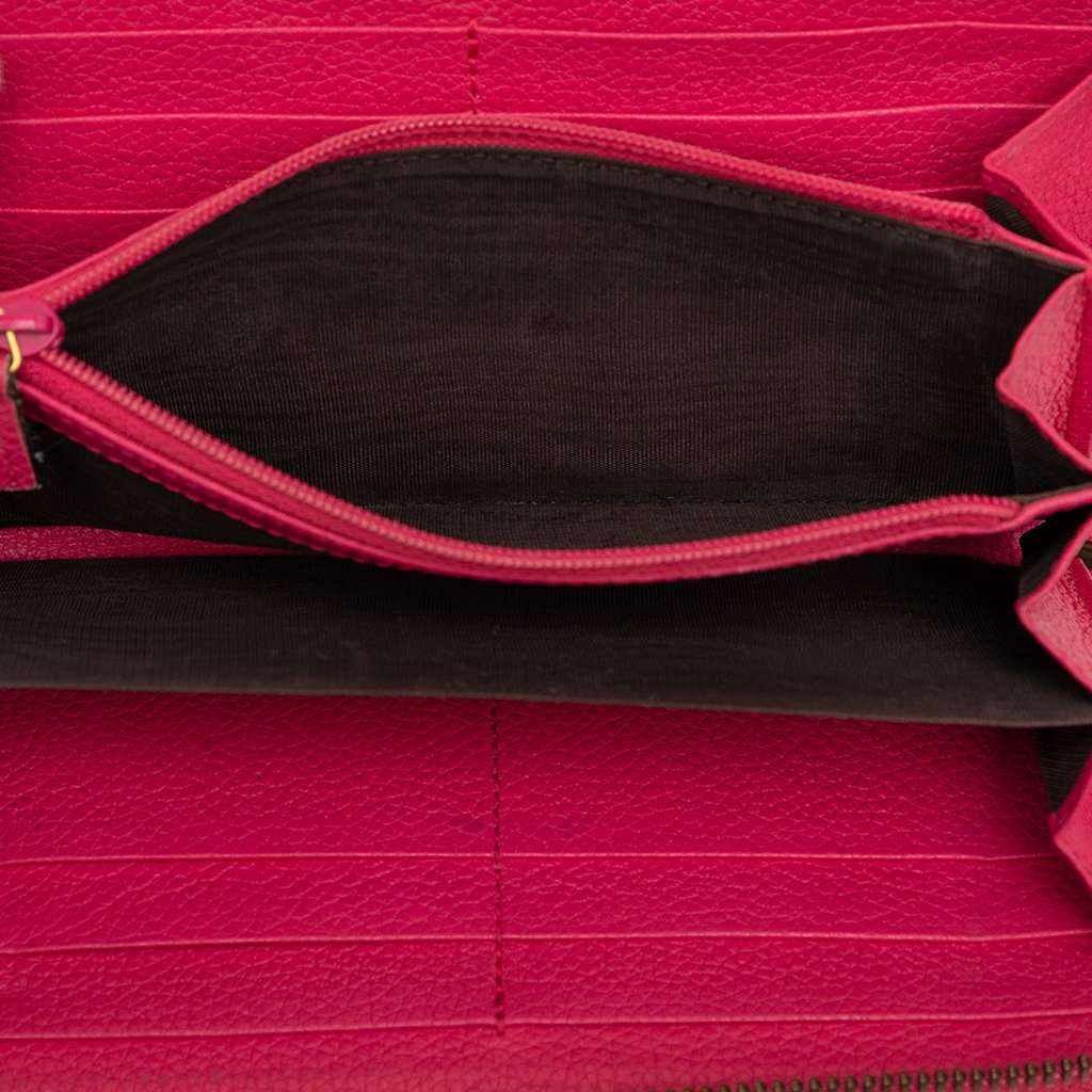 Gucci Grained Calfskin Web Logo Zip Around Wallet Pink Leather Very good condition - Model View