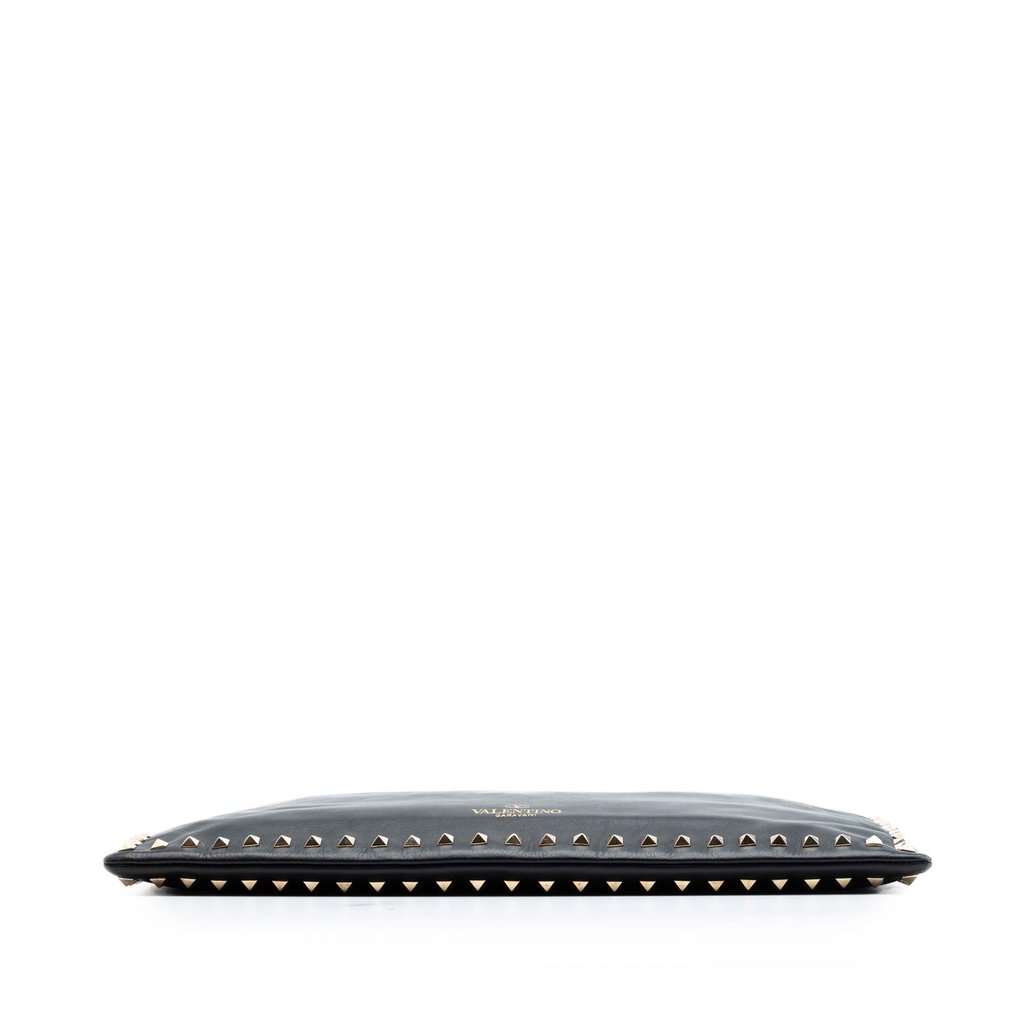 Valentino Large Leather Rockstud Clutch Black Leather Very good condition - Inside View