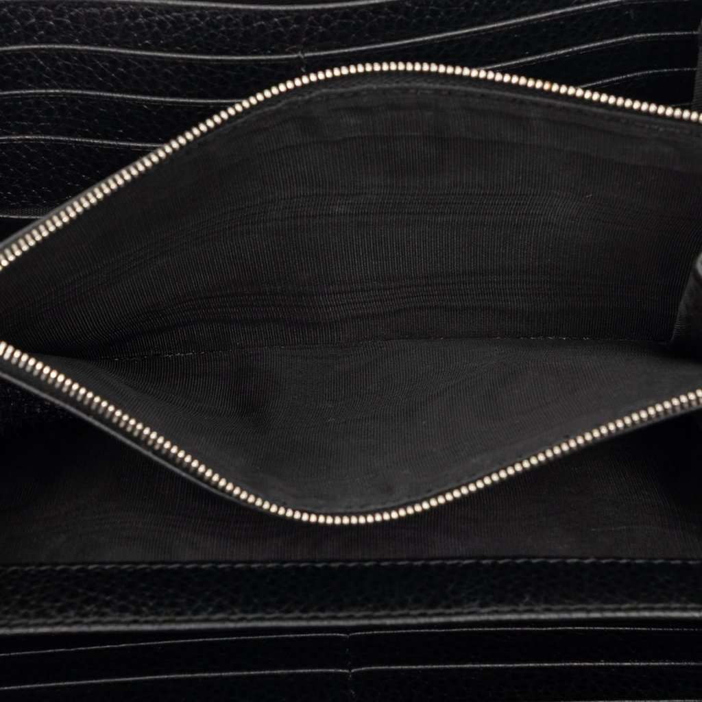 Gucci Calfskin Dionysus Wallet on Chain Black Leather Very good - Model View
