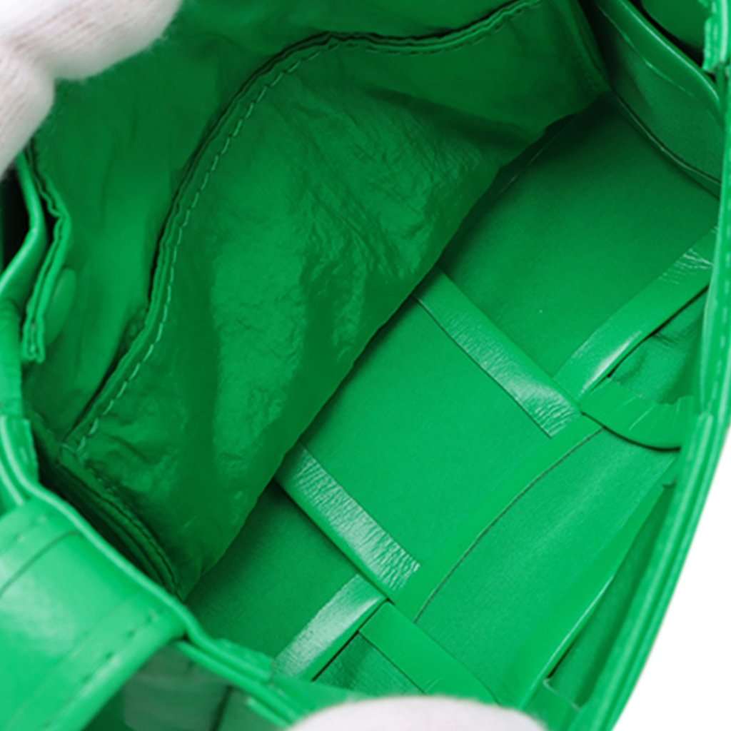 Bottega Veneta Candy Nappa Intrecciato Cassette Crossbody Green Leather Very good - Box View