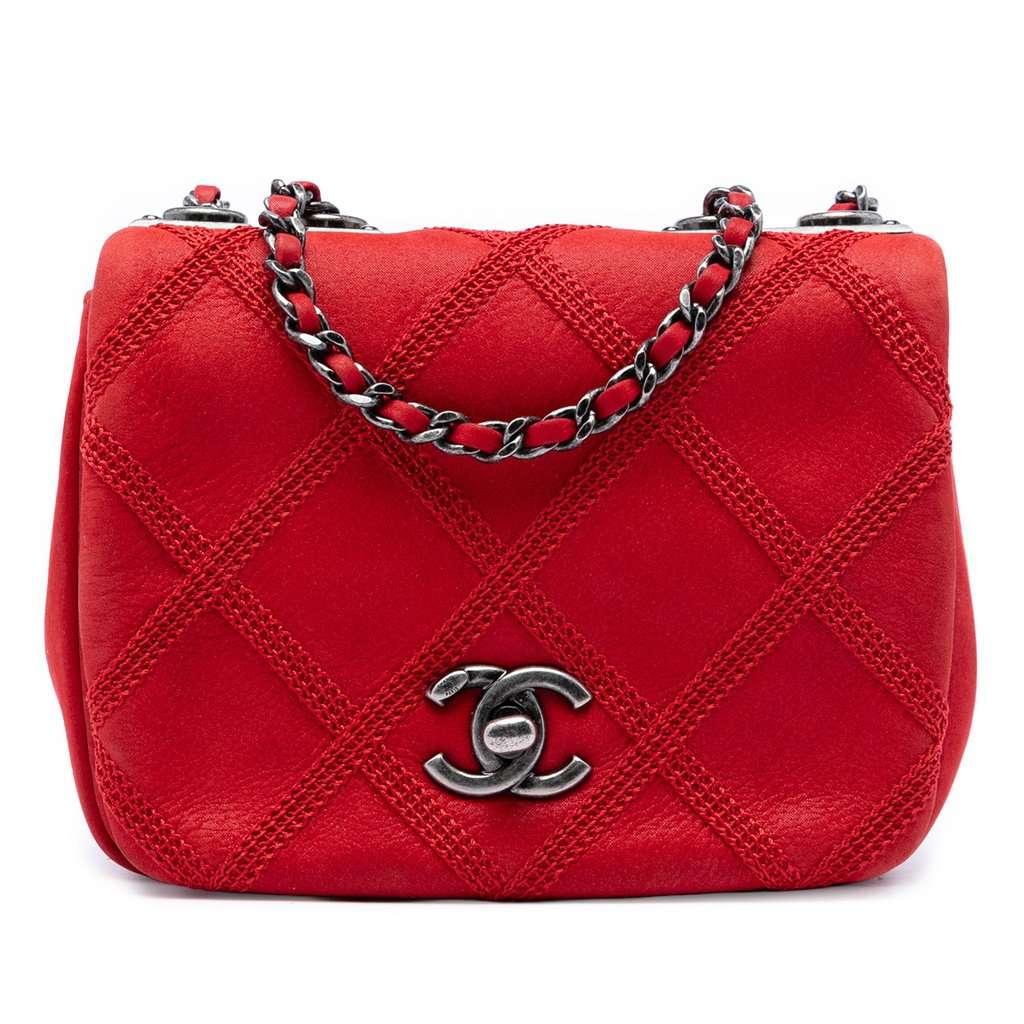 Chanel Mini CC Iridescent Calfskin Diamond Stitch Flap Red Leather Very good - Front View