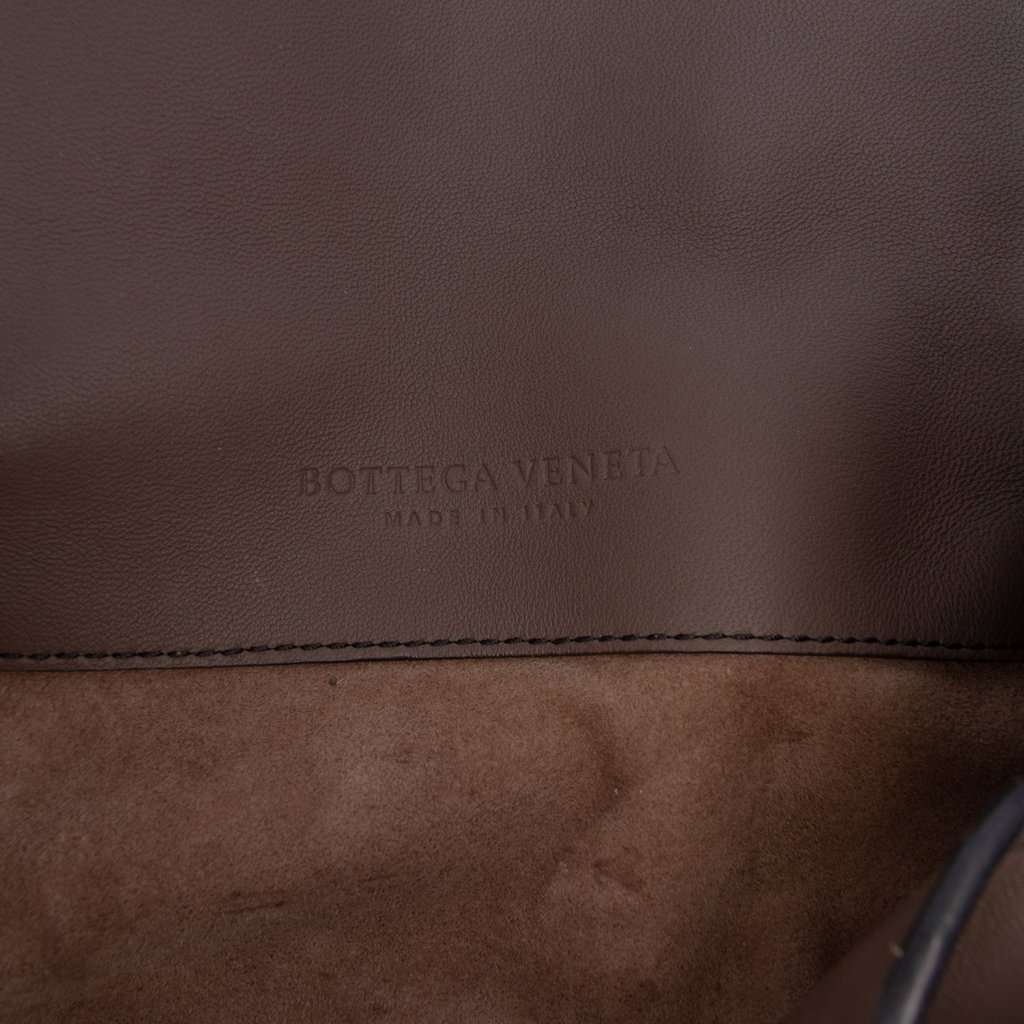 Bottega Veneta Small Intrecciato Trimmed Nappa Nodini Flap Brown Leather Very good - Box View