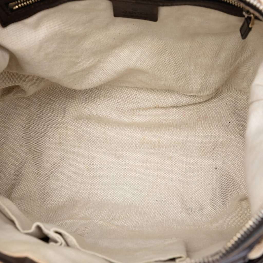 Gucci GG Canvas Web Shoulder Bag Beige Very good condition - Model View