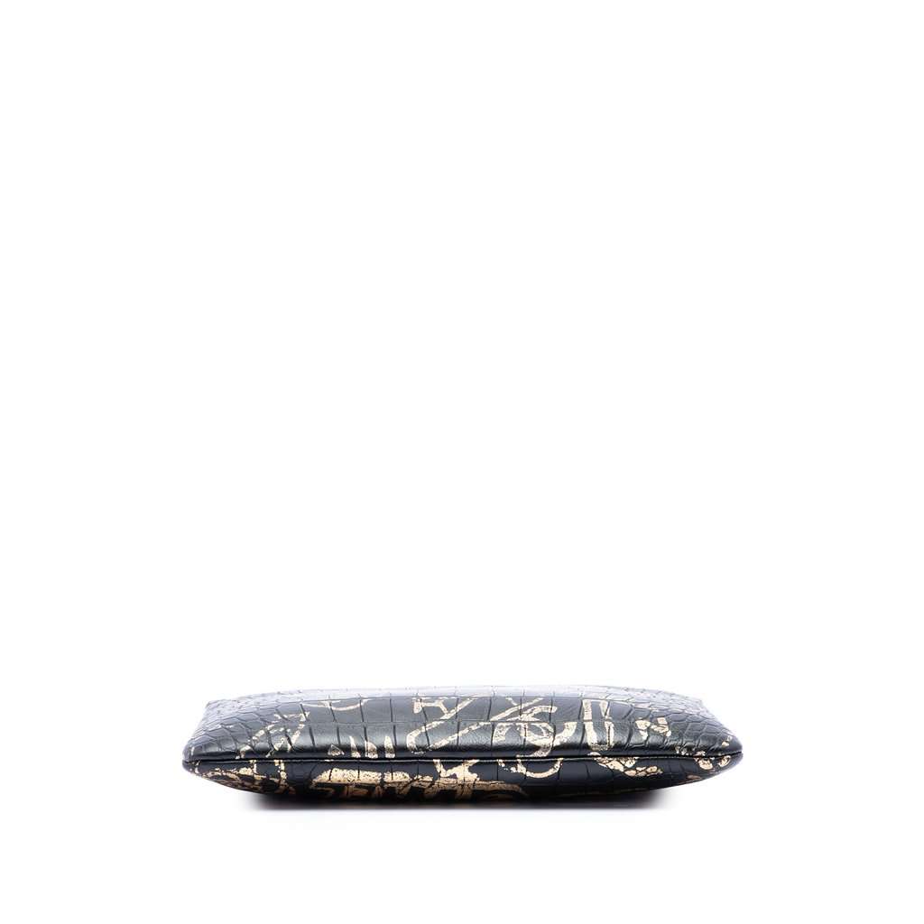 Chanel Crocodile Embossed Calfskin Cocodile Graffiti 2.55 Reissue Clutch Black Leather Very good condition - Inside View