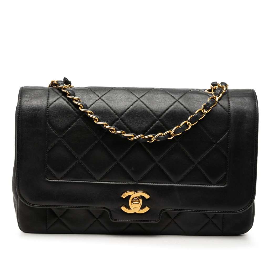Chanel Medium Lambskin Diana Full Flap Black Leather Very good condition - Front View