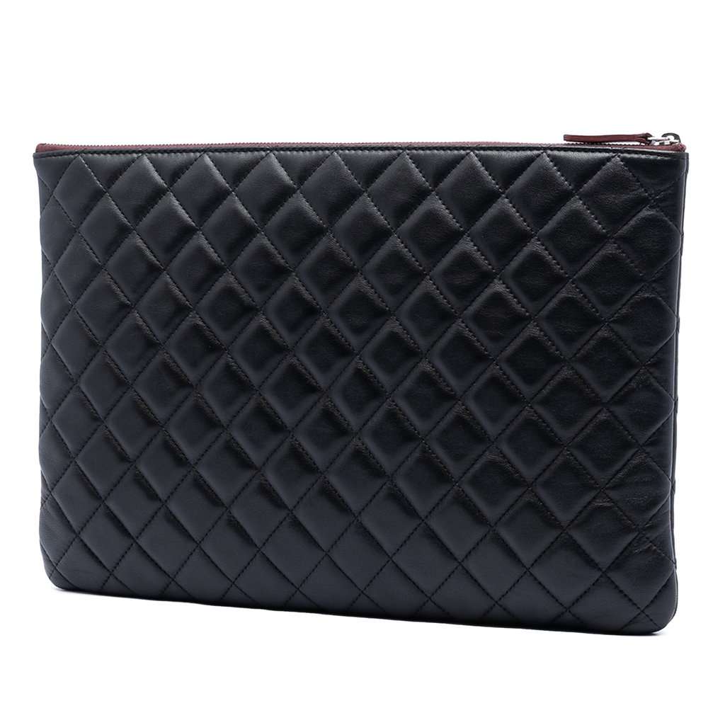 Chanel Large Quilted Lambskin O Case Clutch Black Leather Never worn, with tag - Back View