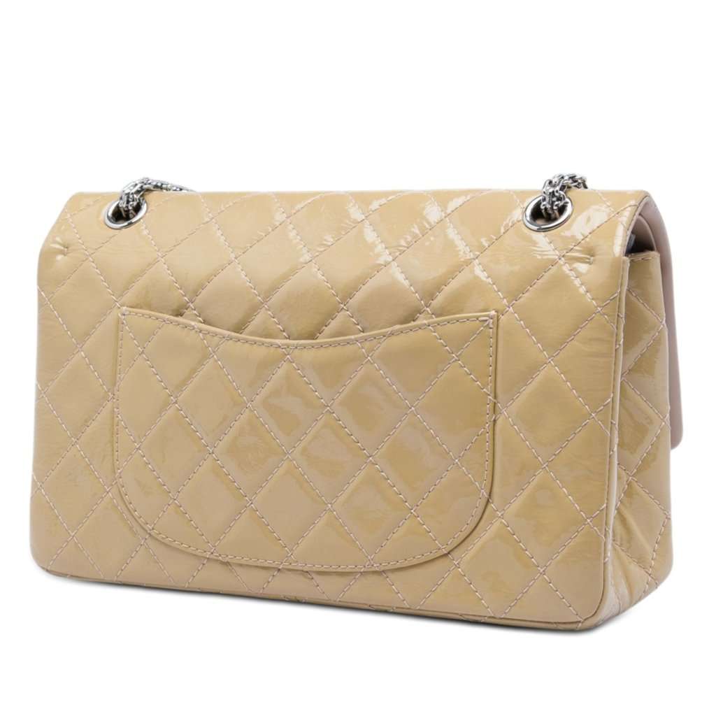 Chanel Quilted Crinkled Patent Reissue 2.55 Double Flap 226 Beige Leather Very good condition - Back View