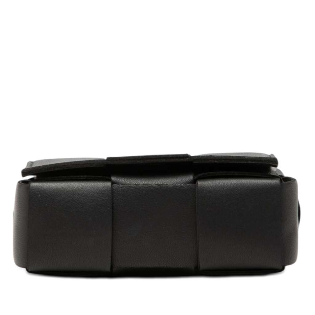 Bottega Veneta Extra Mini Nappa Maxi Intrecciato Cassette Crossbody Black Leather Very good - Inside View