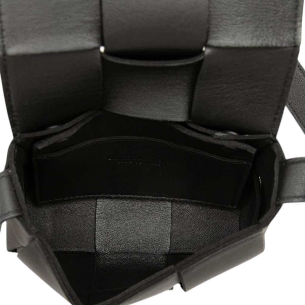Bottega Veneta Extra Mini Nappa Maxi Intrecciato Cassette Crossbody Black Leather Very good - Model View