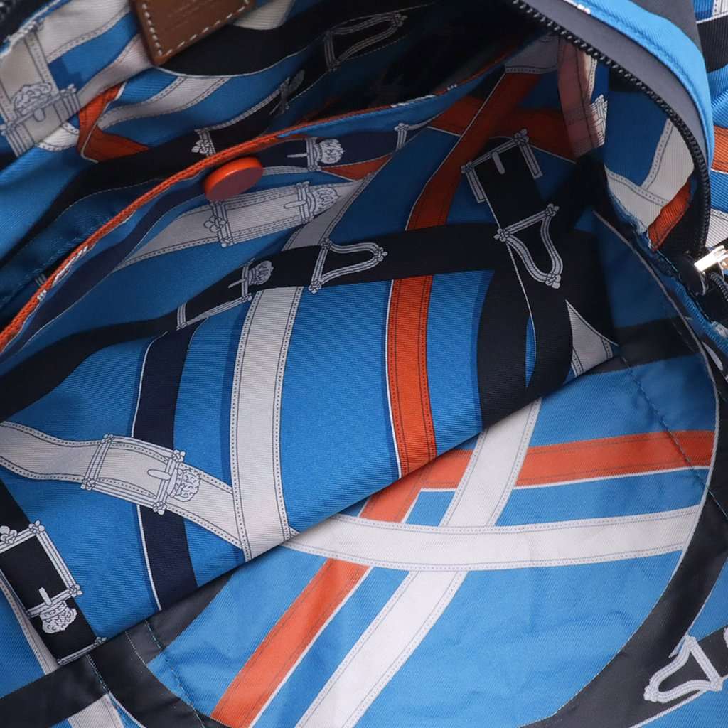 Hermès Silk and Barenia Cavalcadour Airsilk Duffle Bag 38 Blue Very good condition - Inside View