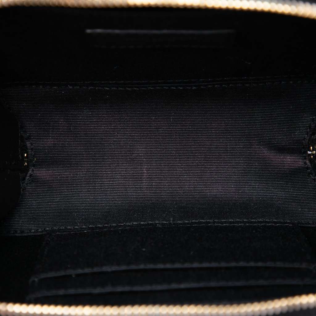 Saint Laurent Toy Quilted Lambskin Vicky Camera Bag Black Leather Very good - Model View