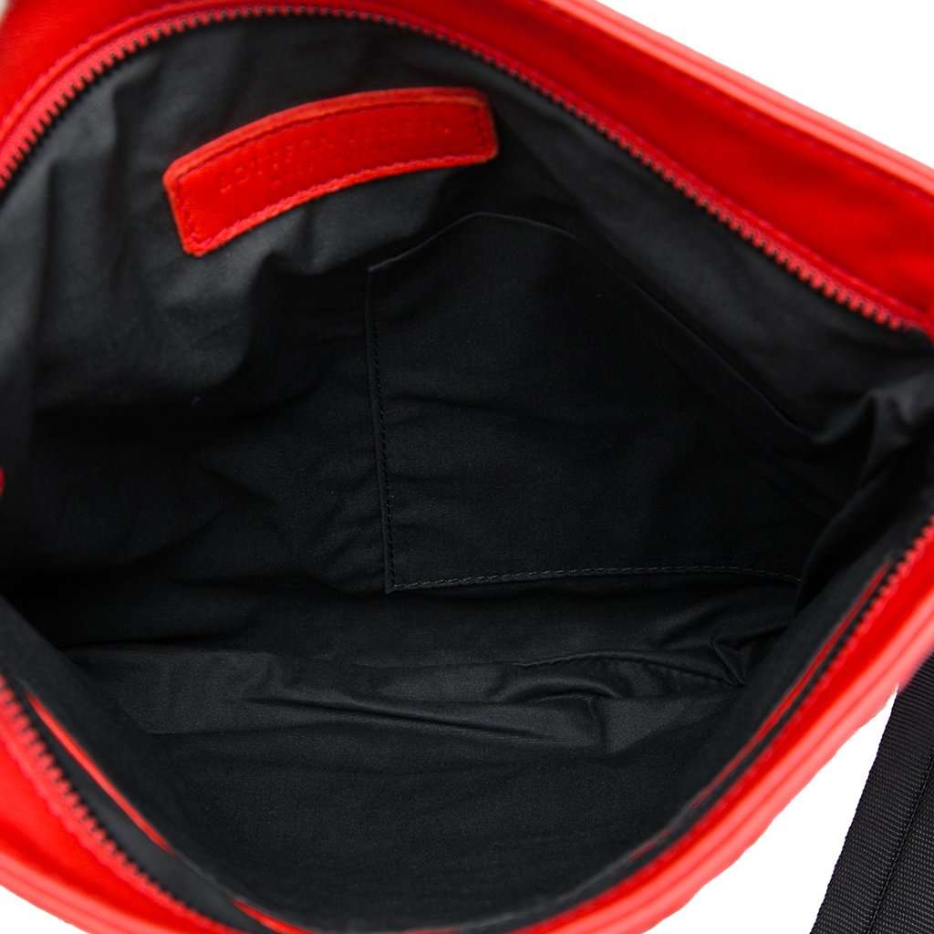 Bottega Veneta Bicolor Nappa Intrecciato Crossbody Red Leather Very good - Model View