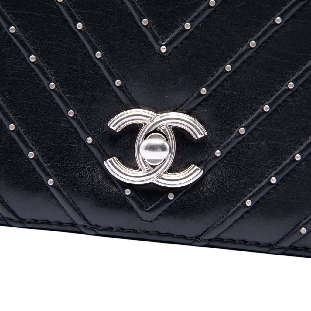 Chanel Chevron Lambskin Stud Wars Full Flap Black Leather Very good condition - Box View