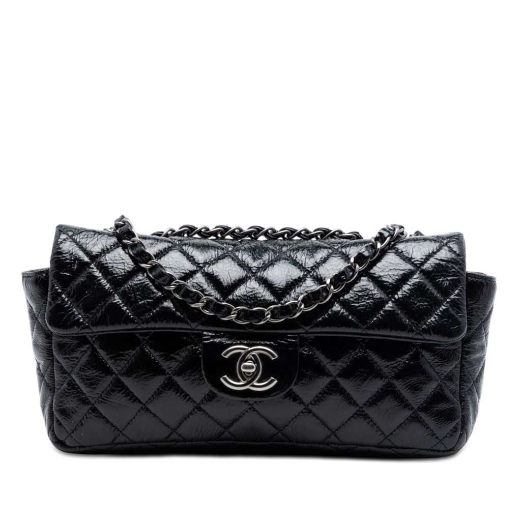 Chanel Quilted Crinkled Patent East West Single Flap Black Leather Good condition - Front View