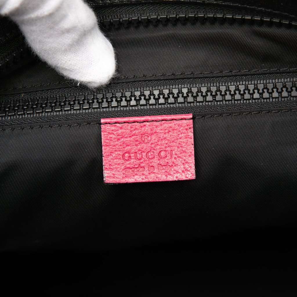 Gucci GG Supreme Trademark Logo Crossbody Black Very good condition - Box View