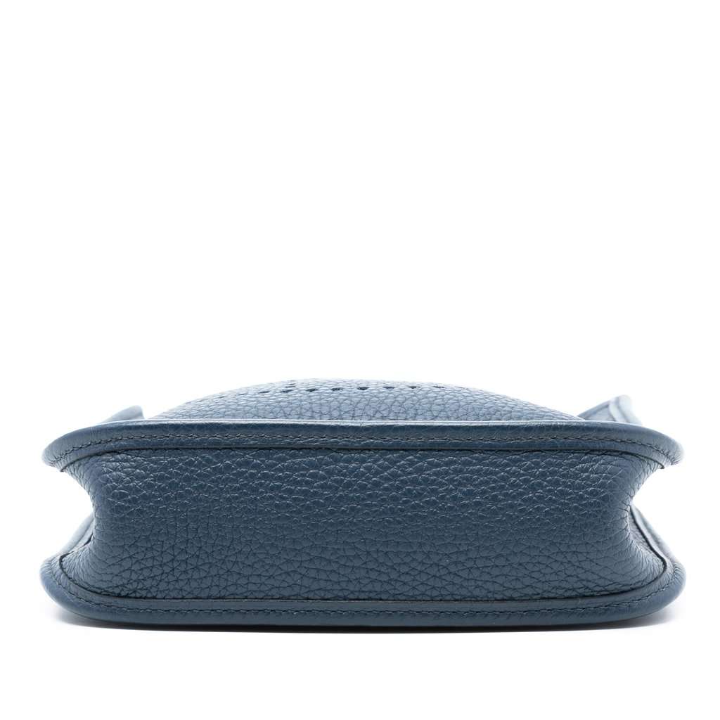 Hermès Clemence Evelyne 16 Amazone Blue Leather Very good condition - Inside View