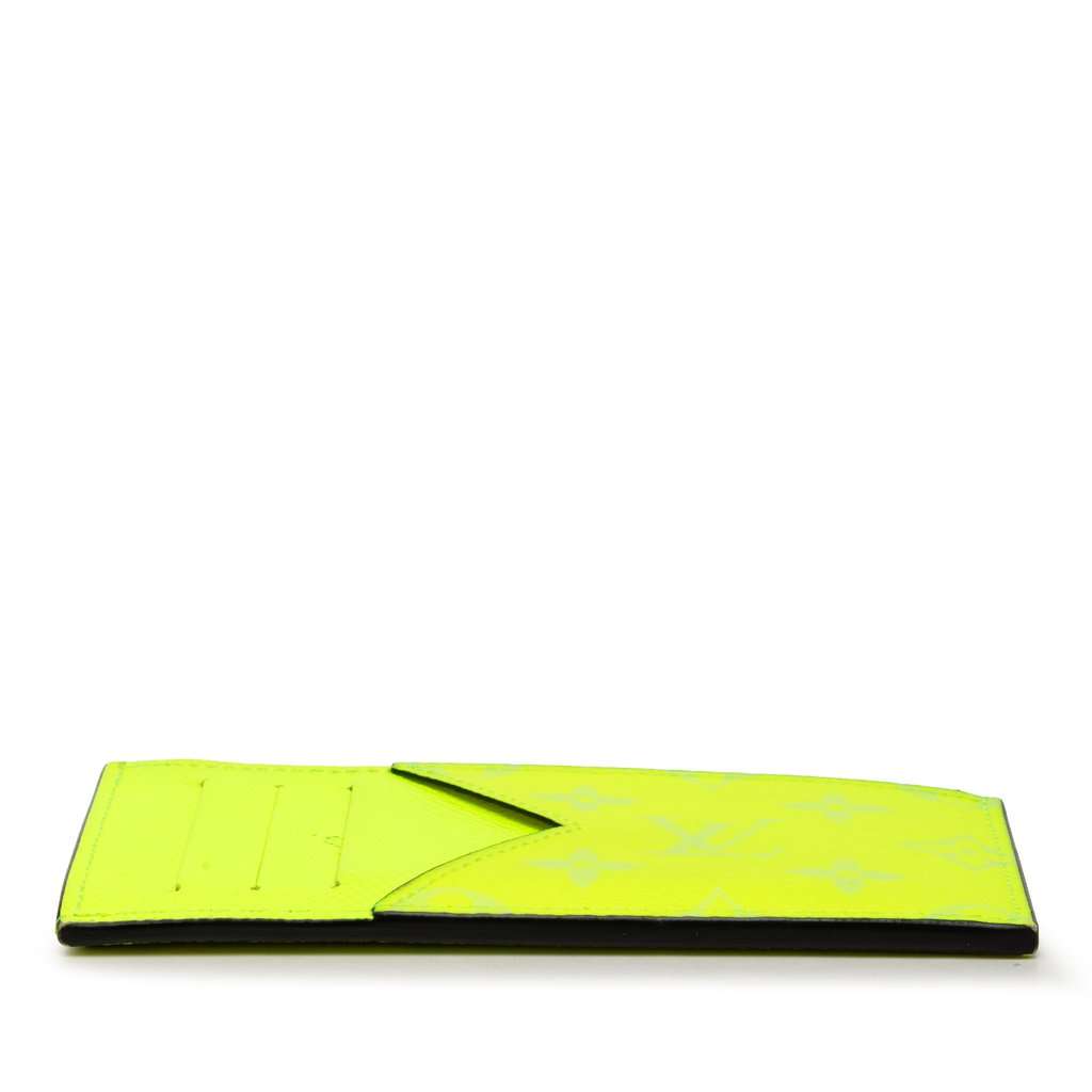 Louis Vuitton Taigarama Coin Card Holder Yellow Leather Very good condition - Inside View