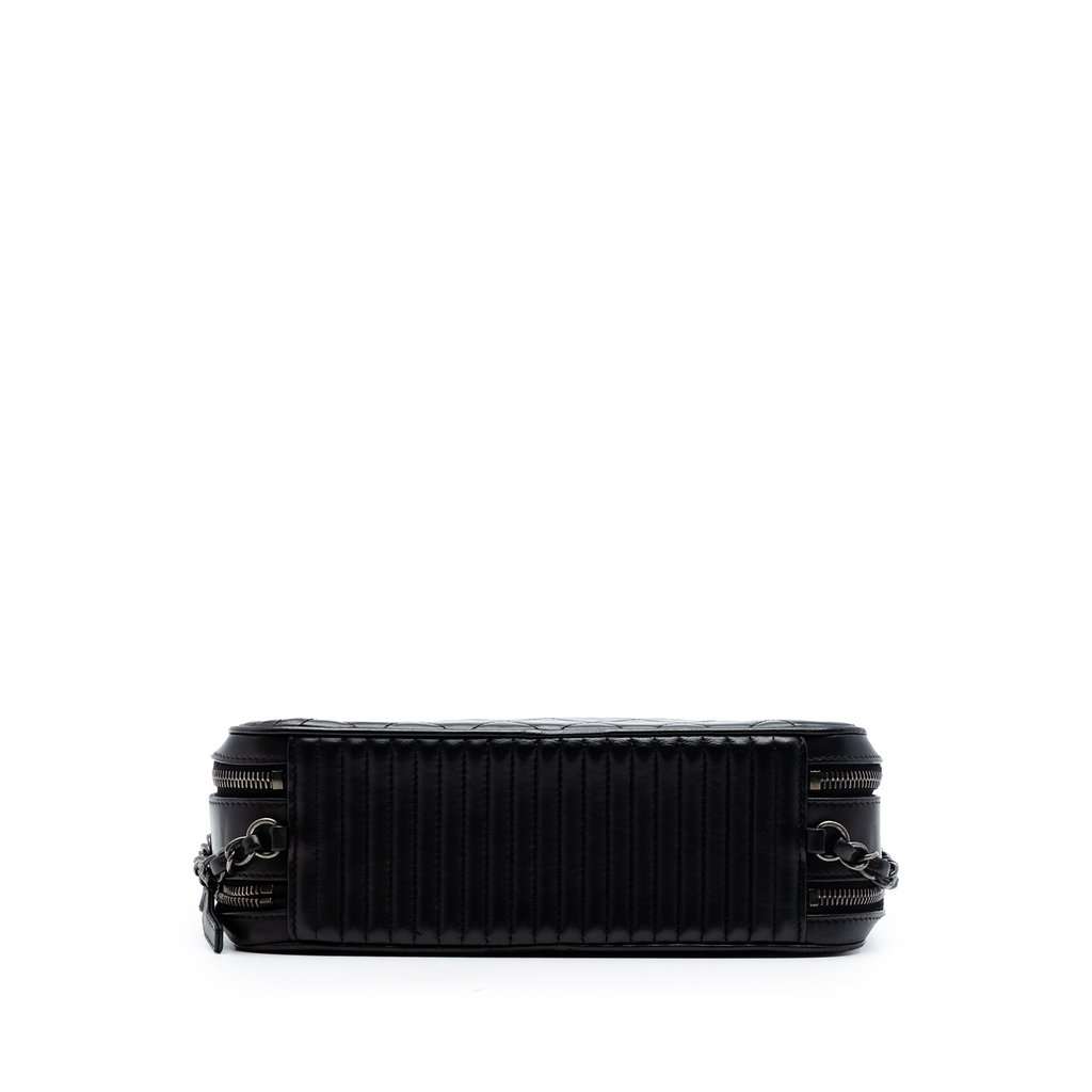 Chanel Medium Quilted Lambskin Coco Boy Camera Bag Black Leather Very good - Inside View
