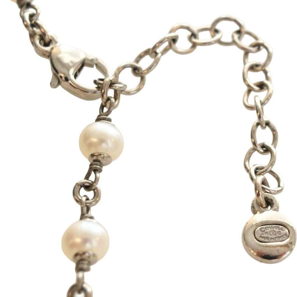 Chanel CC Brass Strass Faux Pearl Baroque Chain Long Necklace Silver Metal Very good condition - Back View