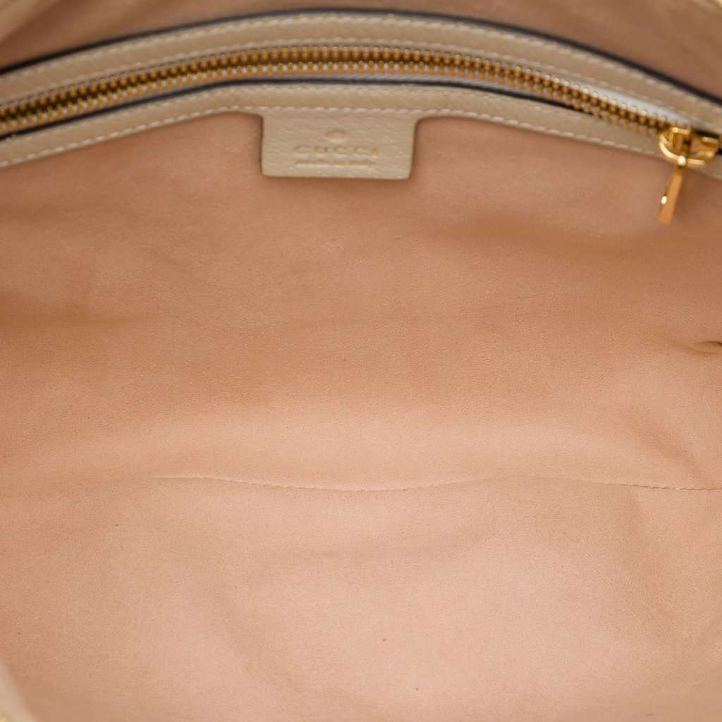 Gucci Small GG Supreme Les Pommes Ophidia Half Moon Crossbody Beige Very good condition - Model View
