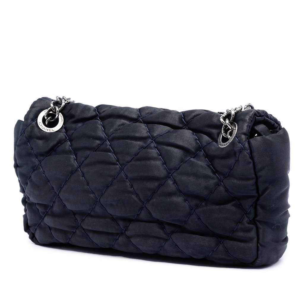 Chanel Medium CC Quilted Satin Single Flap Black Very good condition - Back View