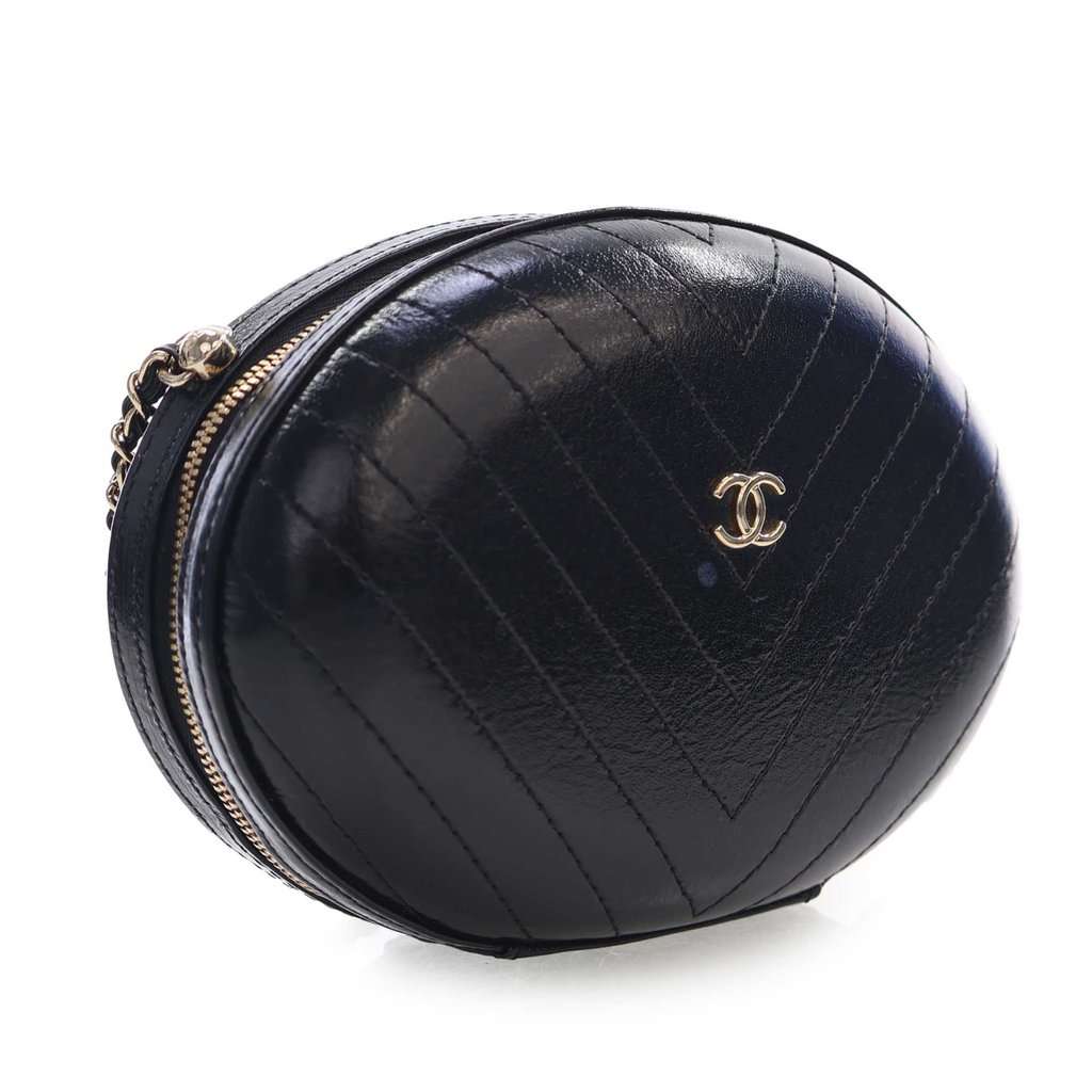 Chanel Chevron Stitched Calfskin La Pausa Evening Bag Black Leather Very good condition - Back View