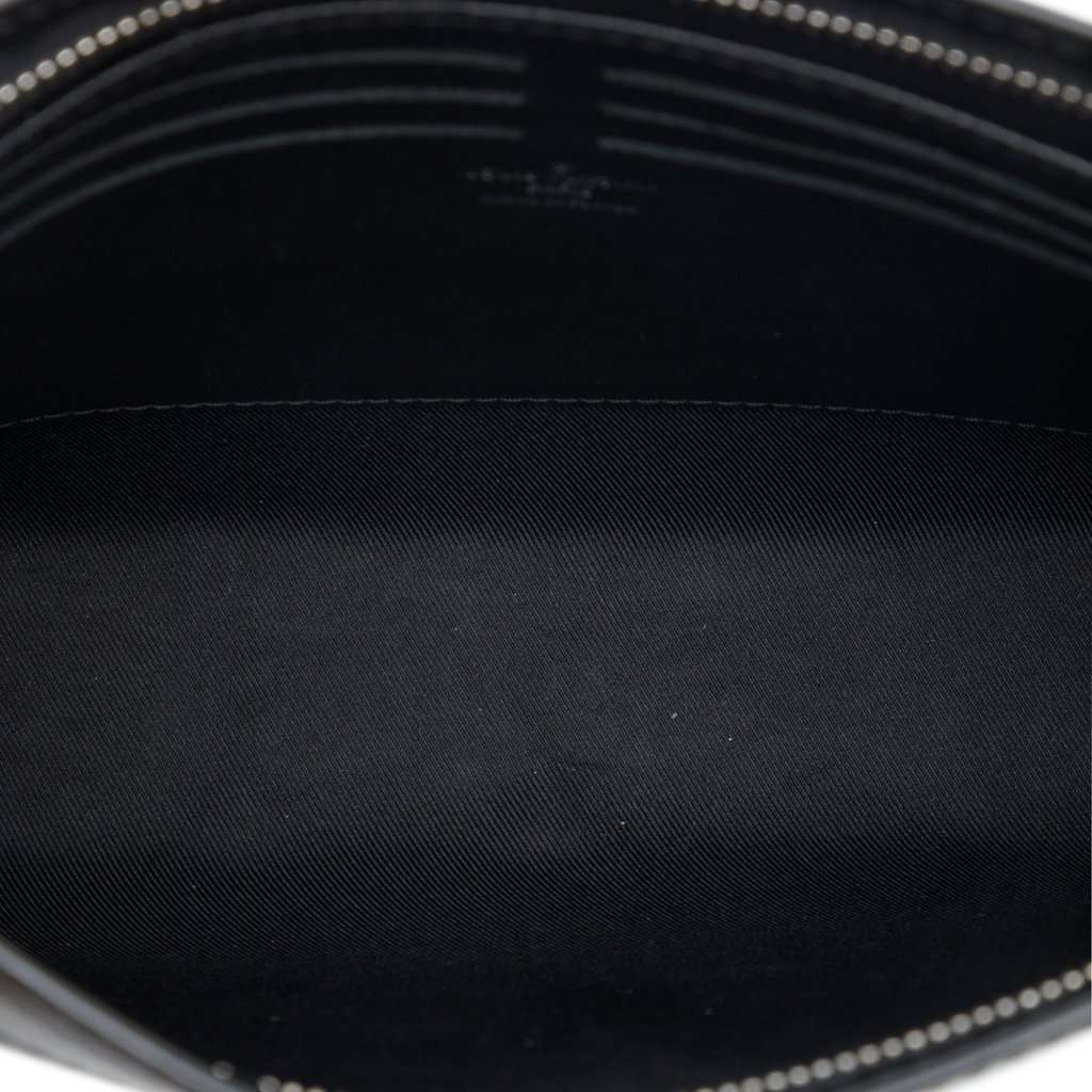 Louis Vuitton Damier Graphite 3D Pochette Voyage MM Black Very good - Model View