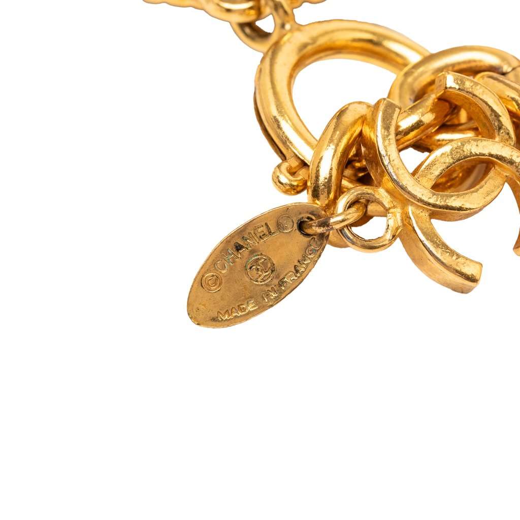 Chanel CC Gold Plated Medallion Link Bracelet Gold Metal Very good - Model View