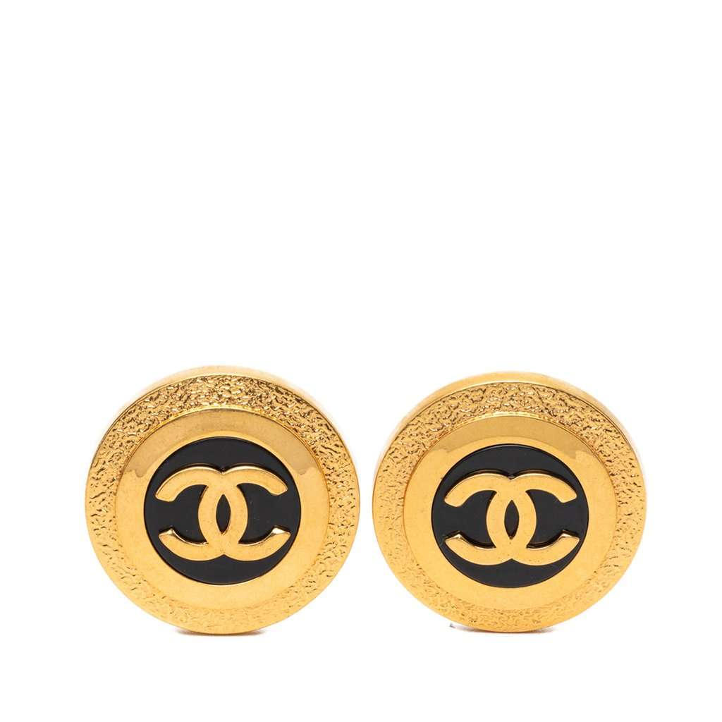 Chanel CC Gold Plated Resin Round Button Clip On Earrings Gold Metal Very good condition - Front View