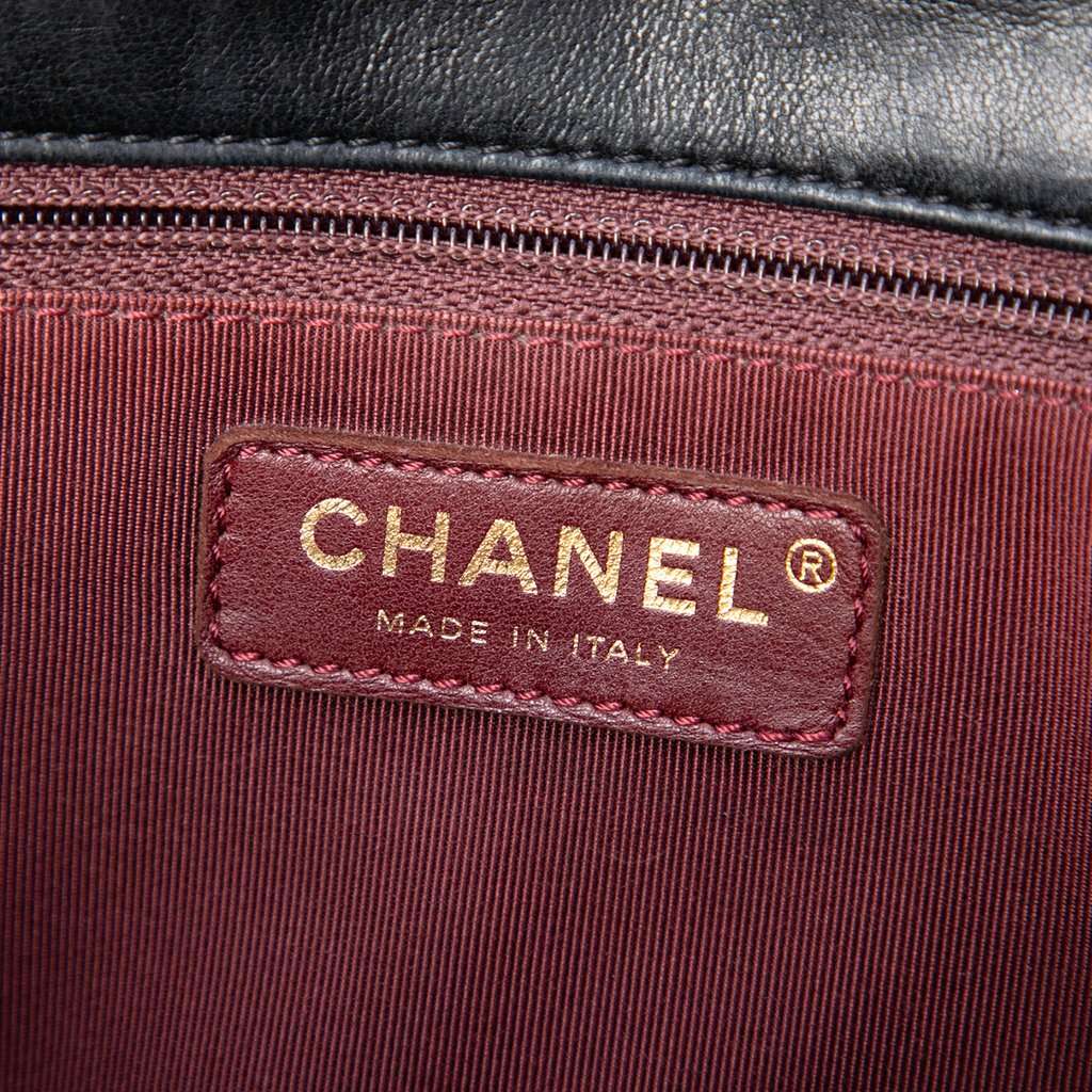 Chanel Quilted Glazed Calfskin Reissue 2.55 Accordion Flap 225 Black Leather Very good condition - Box View