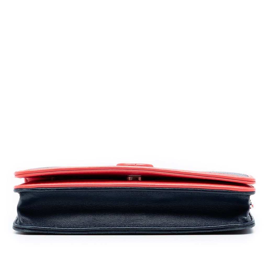 Chanel Quilted Lambskin Color Pop CC Wallet on Chain Blue Leather Very good condition - Inside View