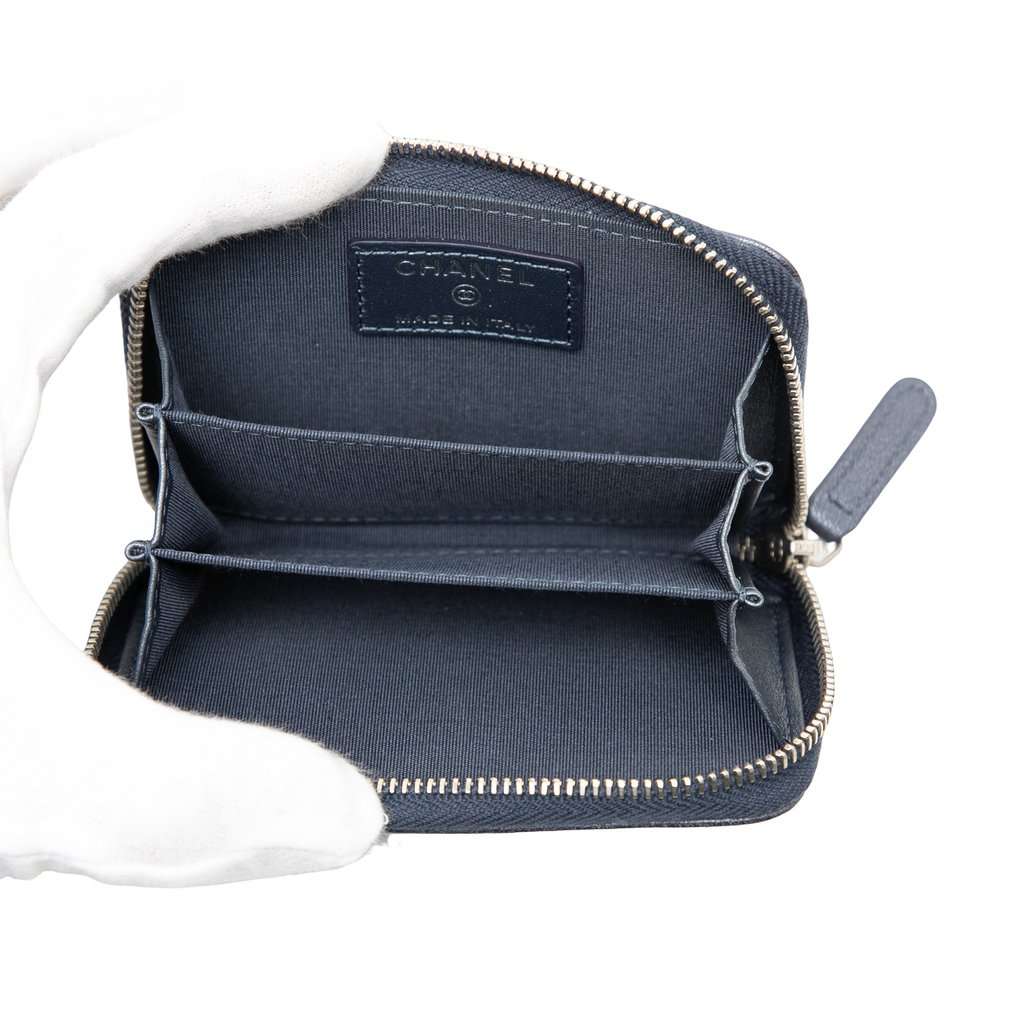 Chanel CC Grained Calfskin Camellia Embossed Zip Coin Purse Other Leather Very good condition - Box View